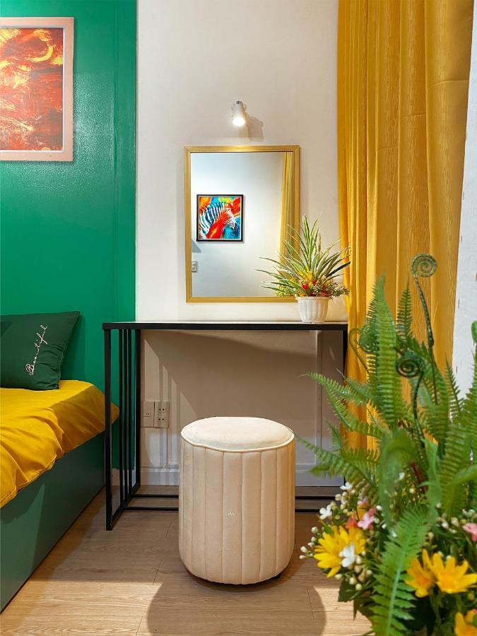 La Vie - Saigon Homestay Хошимин Екстериор снимка