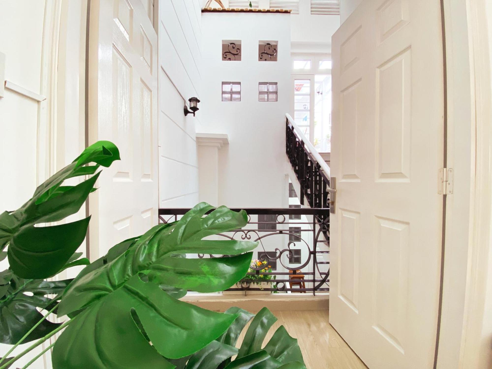 La Vie - Saigon Homestay Хошимин Екстериор снимка