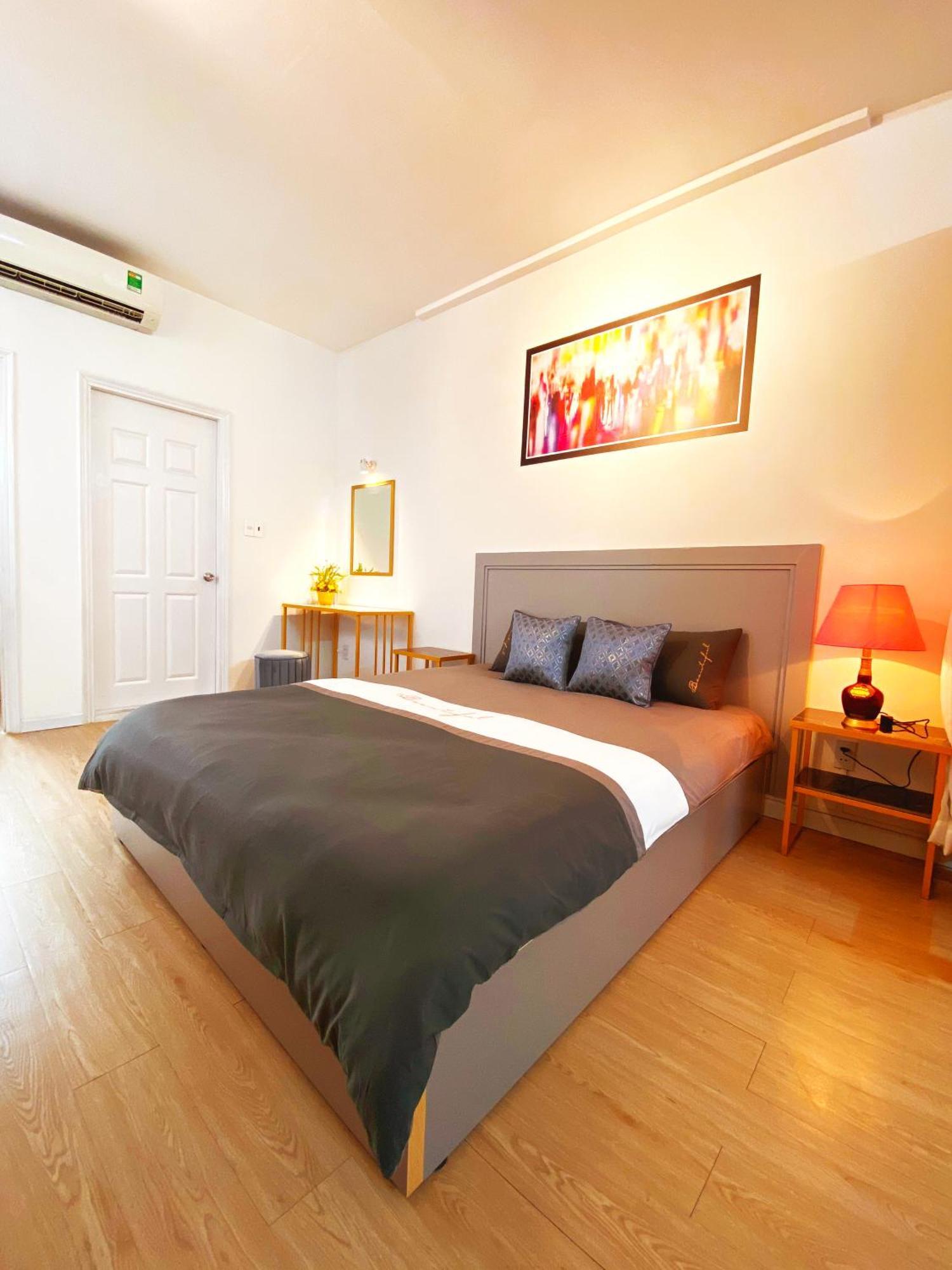 La Vie - Saigon Homestay Хошимин Екстериор снимка